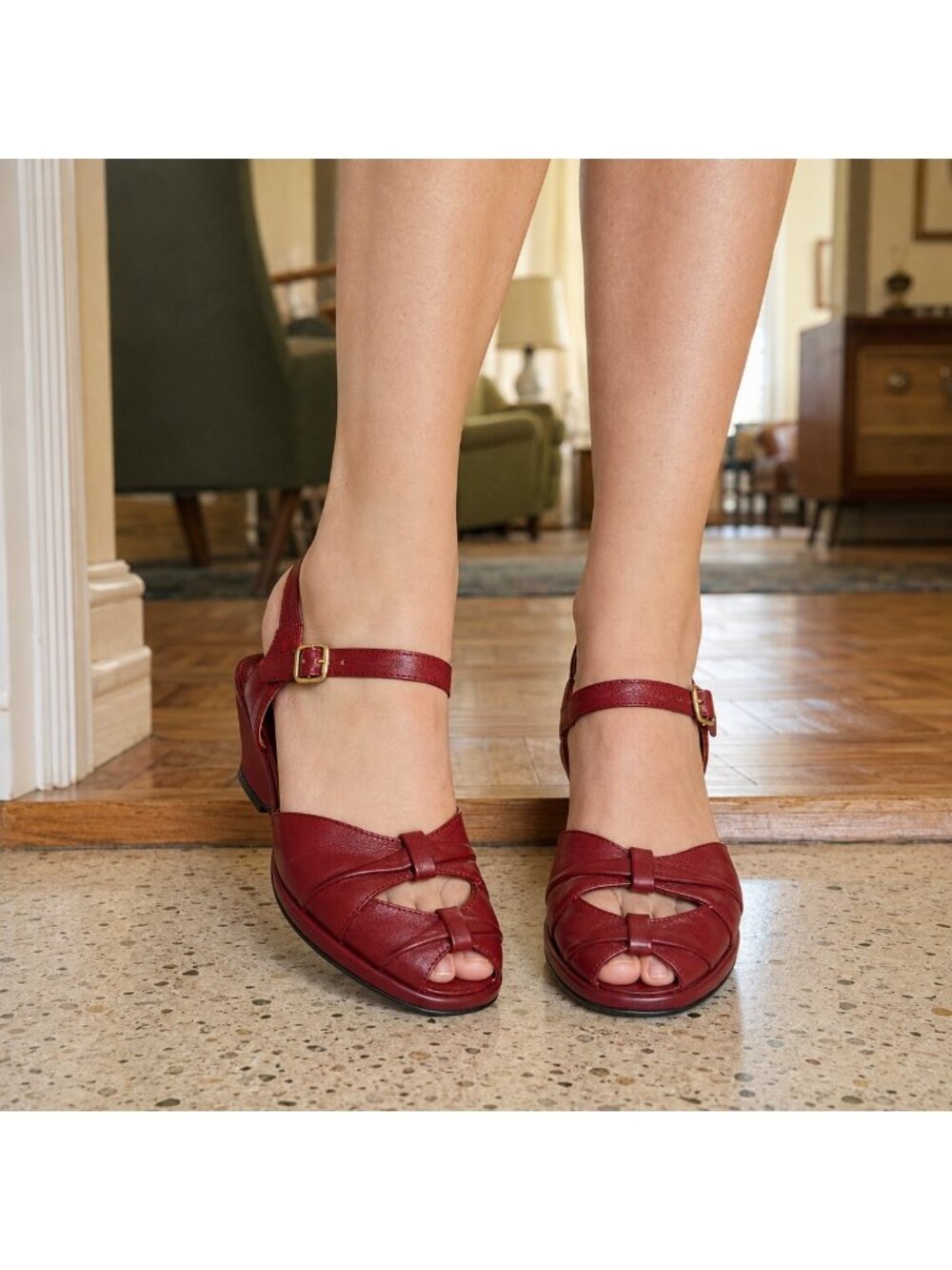 TRADE SWAP 9s Re-Mix Pleated Toe Red Sandals Vintage Retro Rockabilly Pinup Shoe